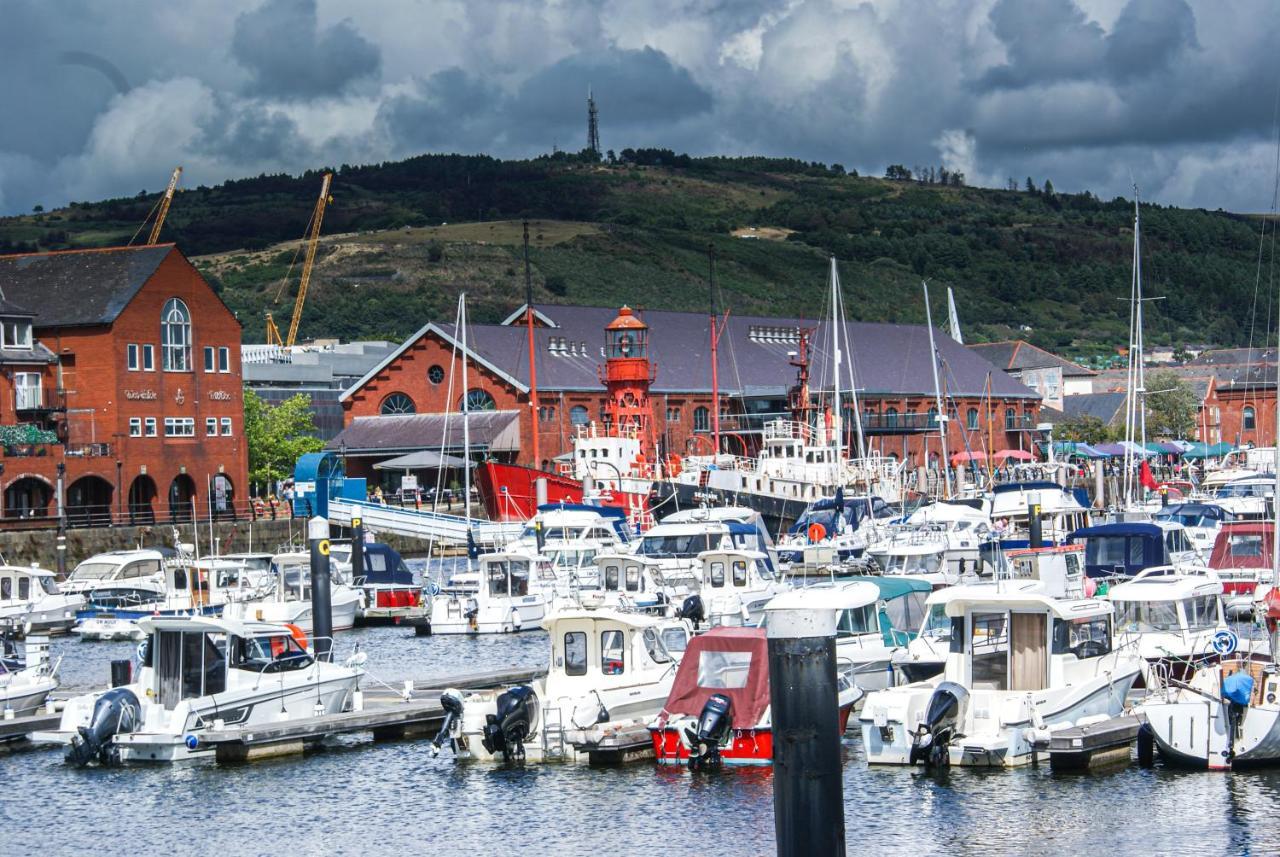 Coastal City Rooms - Waterfront Swansea Eksteriør bilde
