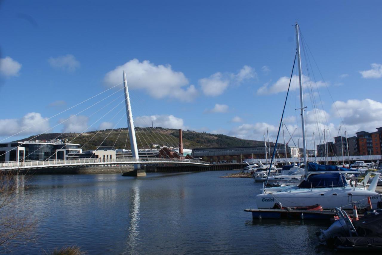 Coastal City Rooms - Waterfront Swansea Eksteriør bilde