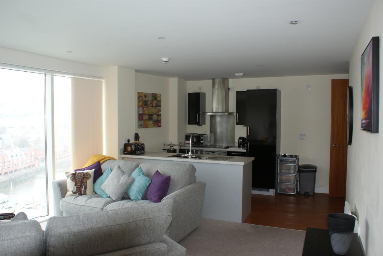 Coastal City Rooms - Waterfront Swansea Eksteriør bilde